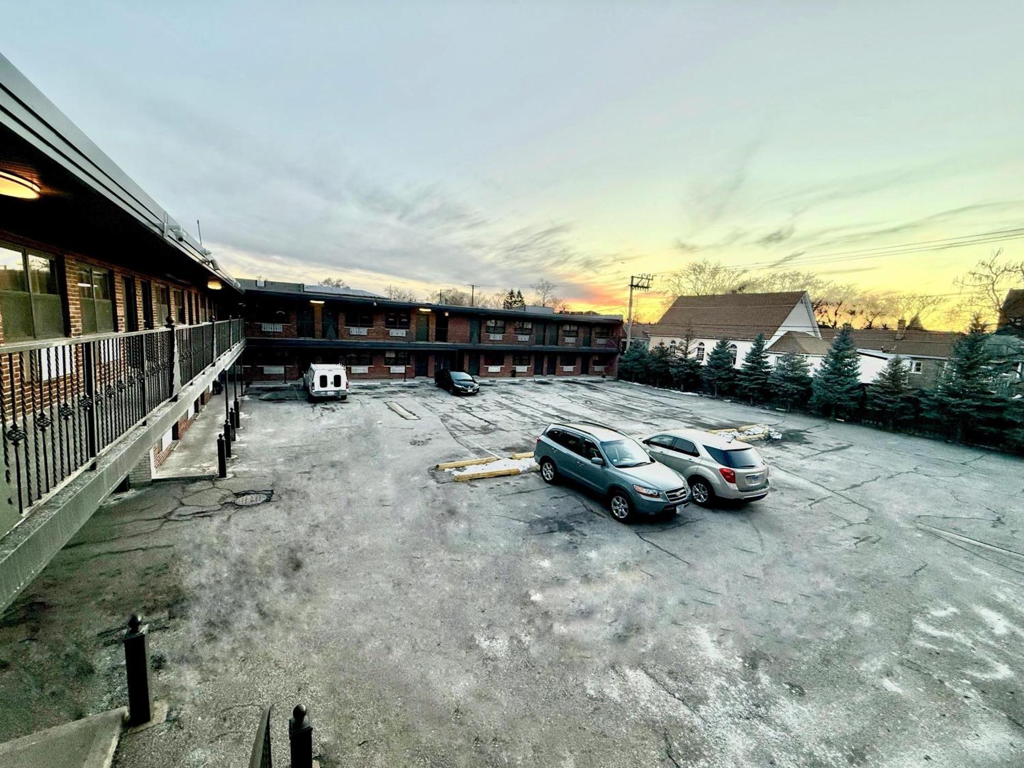 Admiral Motel By Oyo Chicago I-94 Exterior photo
